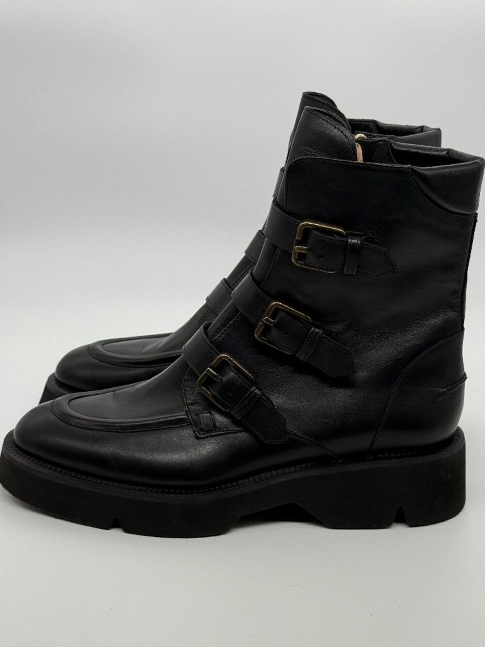 La Canadienne Benwin Black Leather Buckle Lug Sole Ankle Boots Size 41 US 10